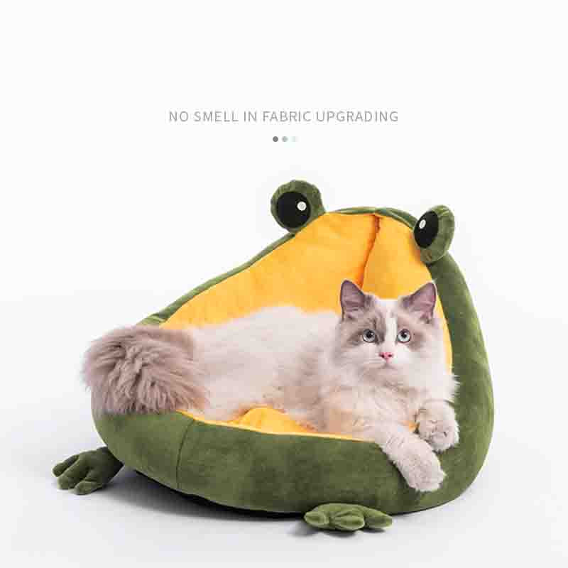 Frog nest cat bed – cat curled inside semi-enclosed plush winter bed