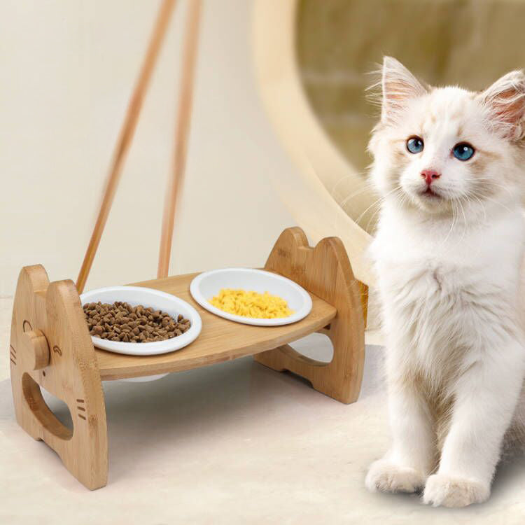 Elevated dog bowl set on stable wooden stand – prevents sliding during meals